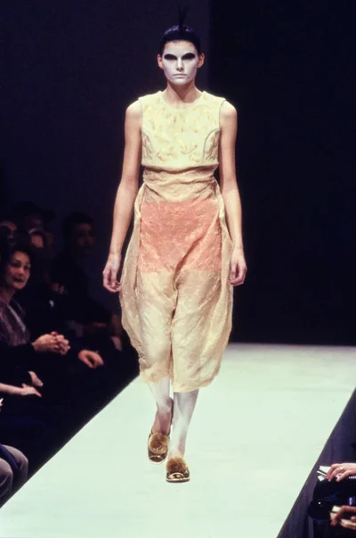 Look 12